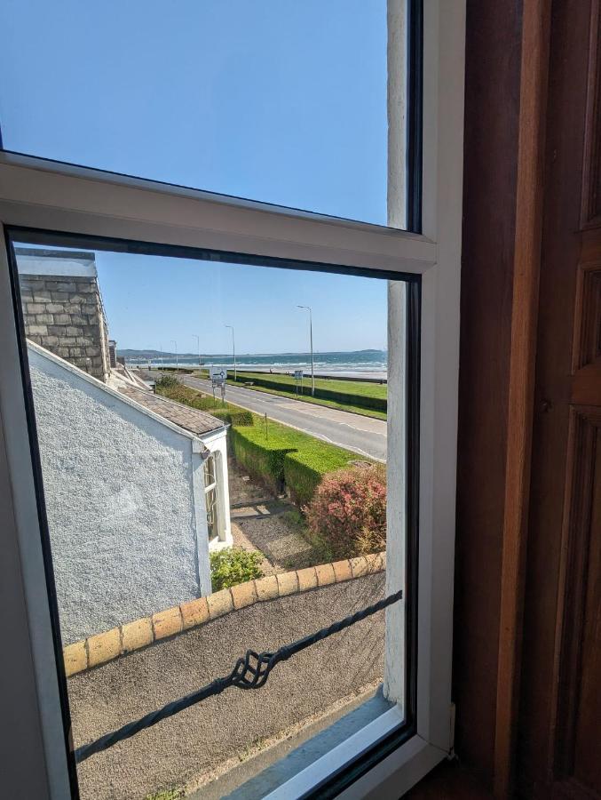 Готель The Cairns Leven Leven  Екстер'єр фото